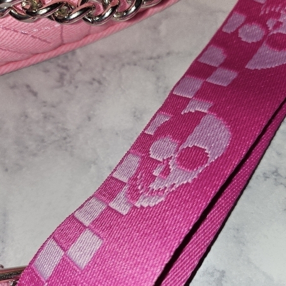 Betsey Johnson pink denim purse - Picture 13 of 15